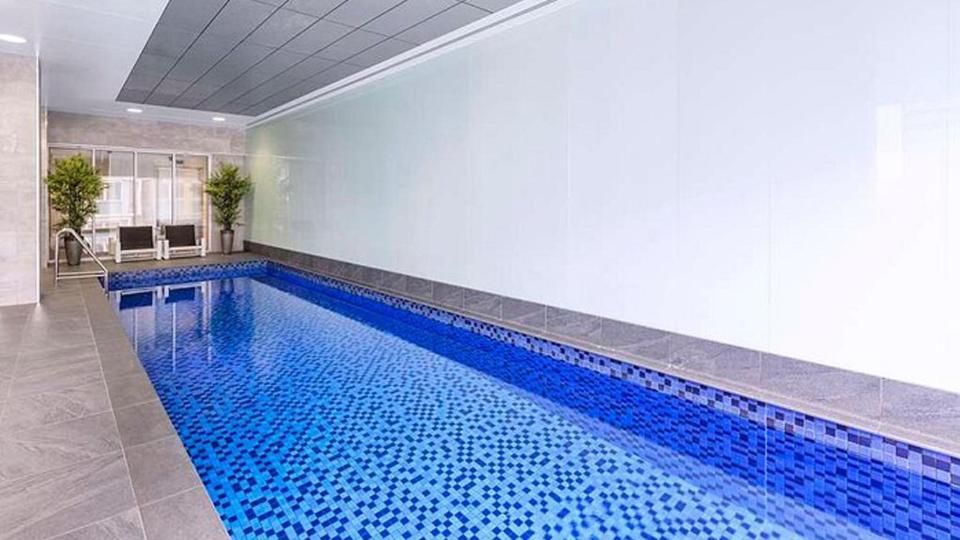 Sky View Apartment Cbd Skyline 2Br Apartment Balcony Spa Access Sleeps 6 Adelaide Exterior photo